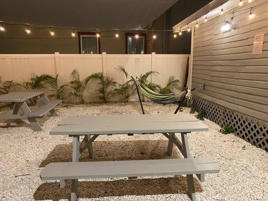 Cozy Studio Bungalow Steps To Armature Works Tampa Dış mekan fotoğraf